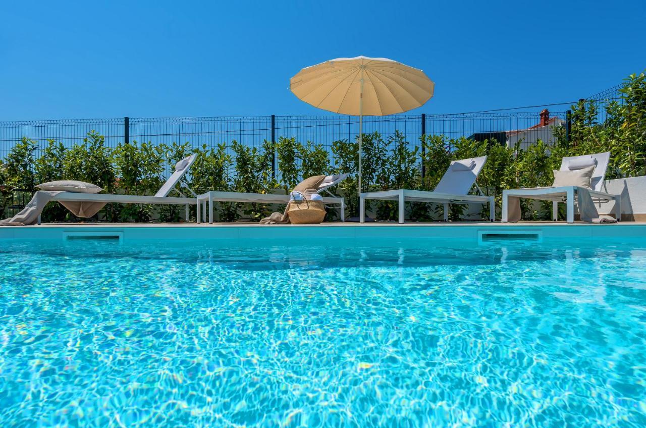 Marula Holiday Home - With Heated Pool Marina Exterior foto