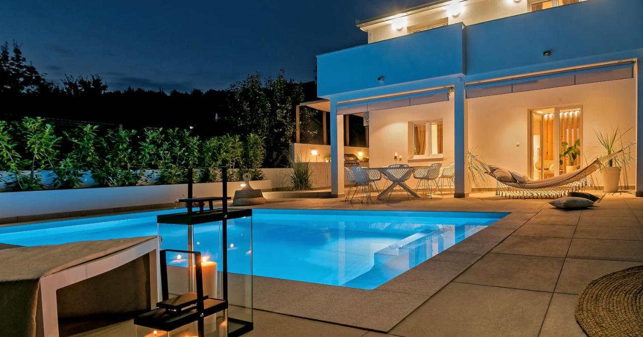 Marula Holiday Home - With Heated Pool Marina Exterior foto