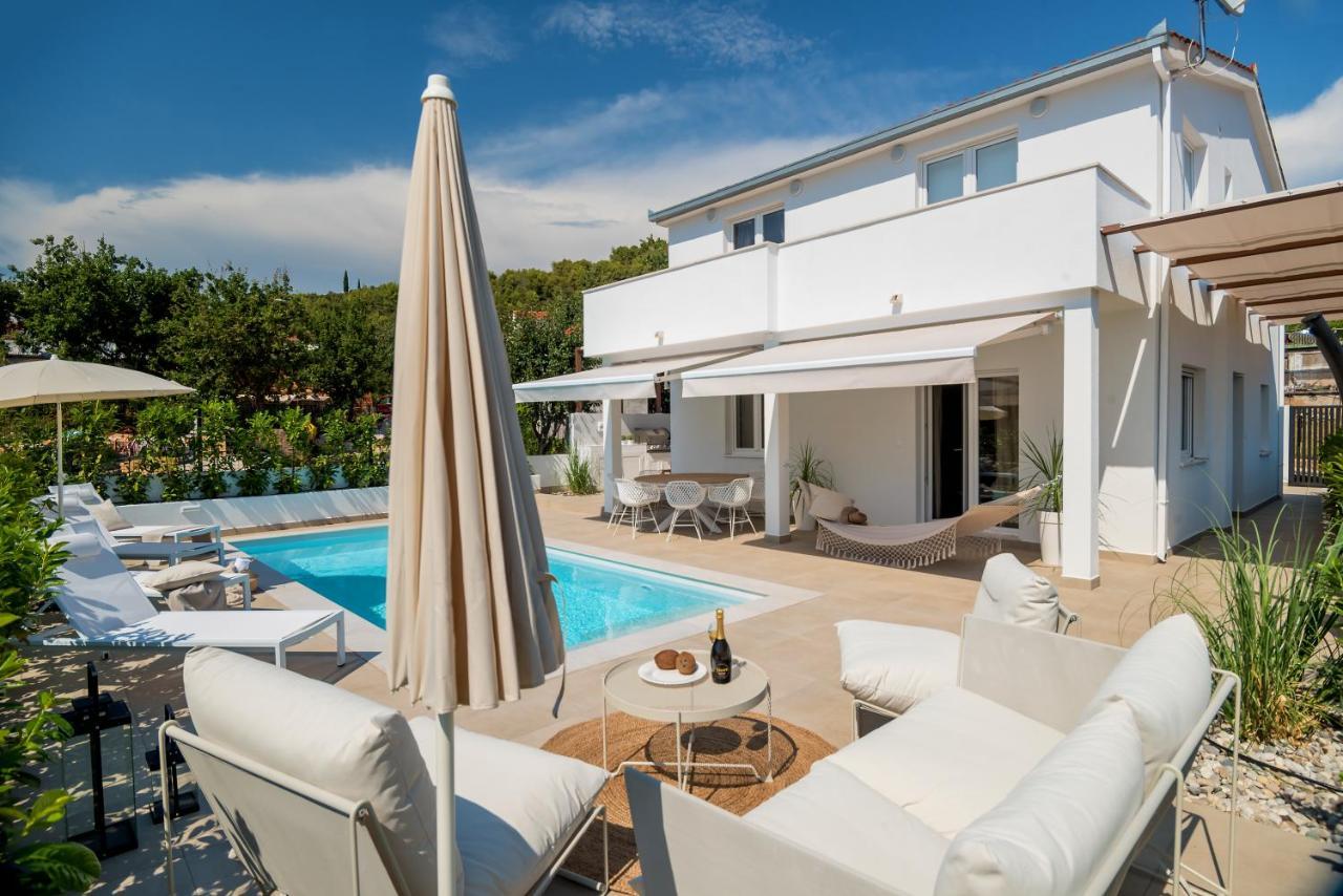 Marula Holiday Home - With Heated Pool Marina Exterior foto